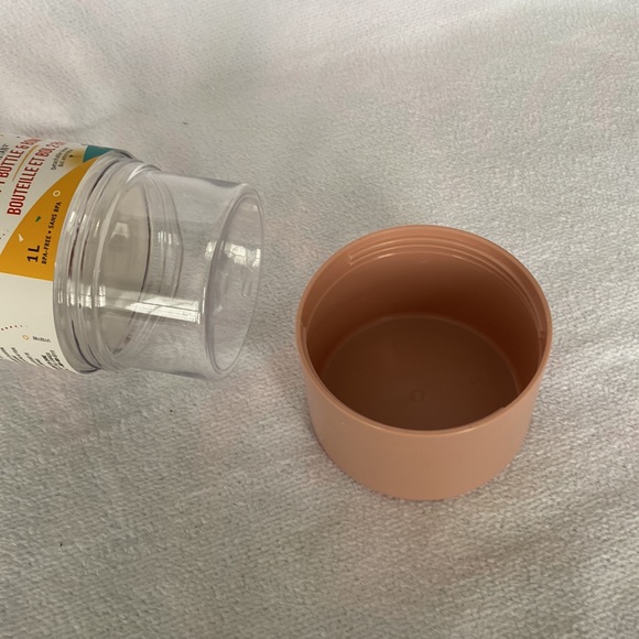 🌟Host Pick🌟President’s Choice 2-in-1 Water Bottle and Pet Bowl - Picture 7 of 9